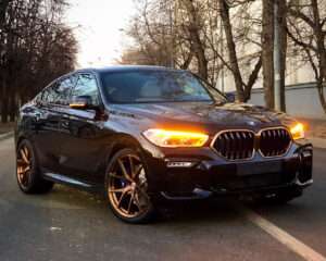 Идеальное сочетание стиля и мощи: BMW X6 - автомобиль, который превзойдет все ваши ожидания!
